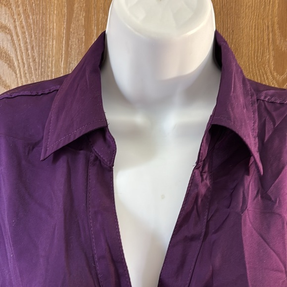 🎉 Collared Blouse - Picture 2 of 8